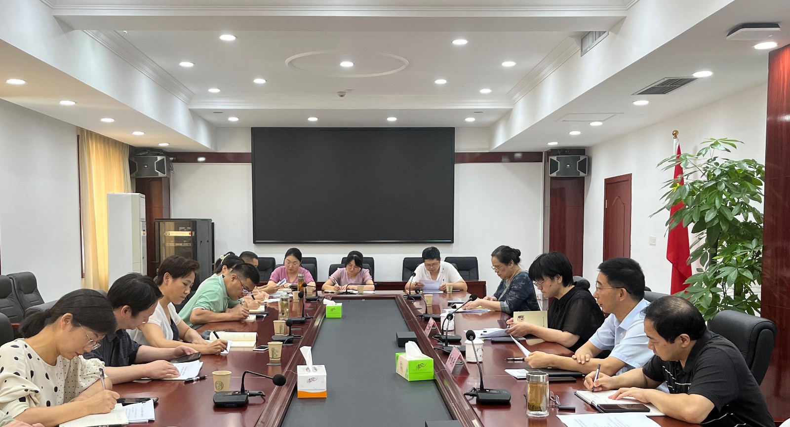 省社會主義學院召開2024年中央社院統一戰線高端智庫課題申報工作推進會